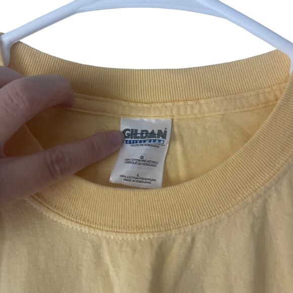 Gildan Vintage 90s Men Large Yellow Island Fishing Vacation T Shirt - Picture 4 of 7